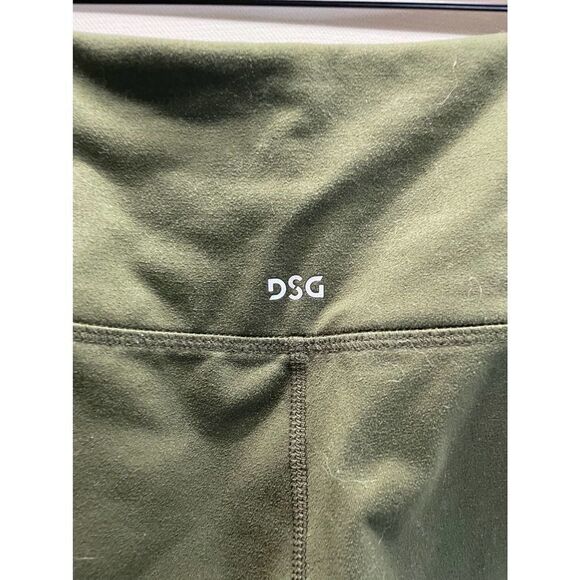 DSG Dark Green Hunter Olive Cropped Leggings Womens Size Medium - Picture 5 of 7